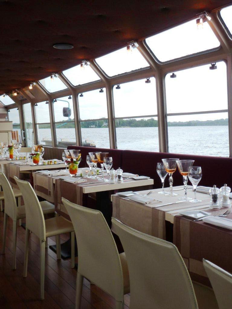 slider 5 Bateau Passagers Bar ou Restaurant